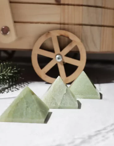 Green Aventurine Stone Pyramid In Small